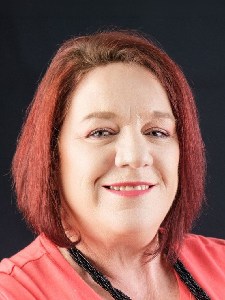 Lynette Smith.jpg